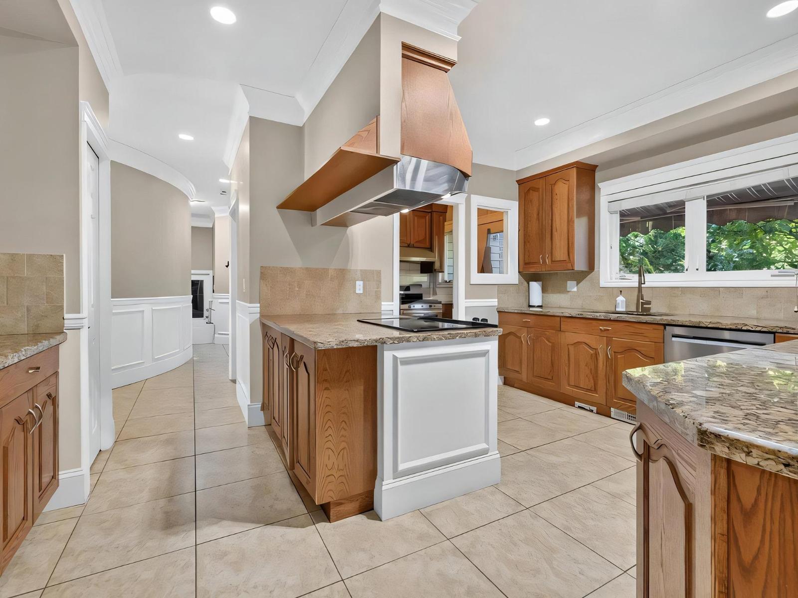 15775 39A AVENUE, Surrey - Image 1
