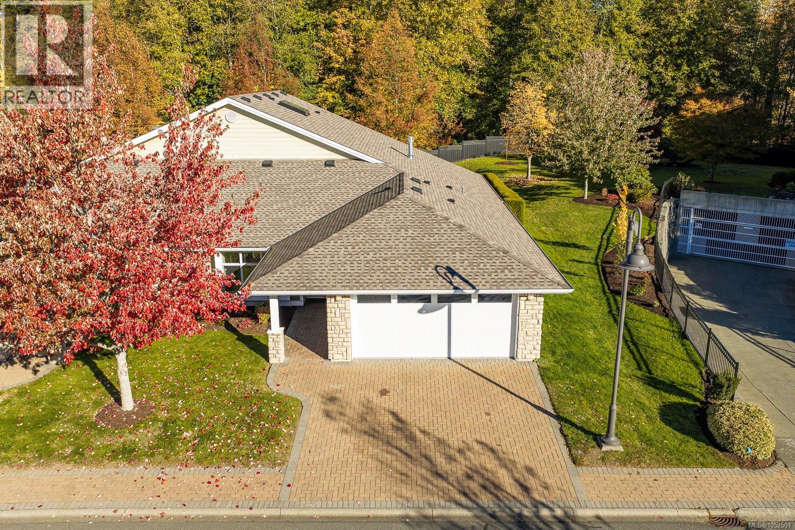 112 44 Anderton Ave, Courtenay - Image 1
