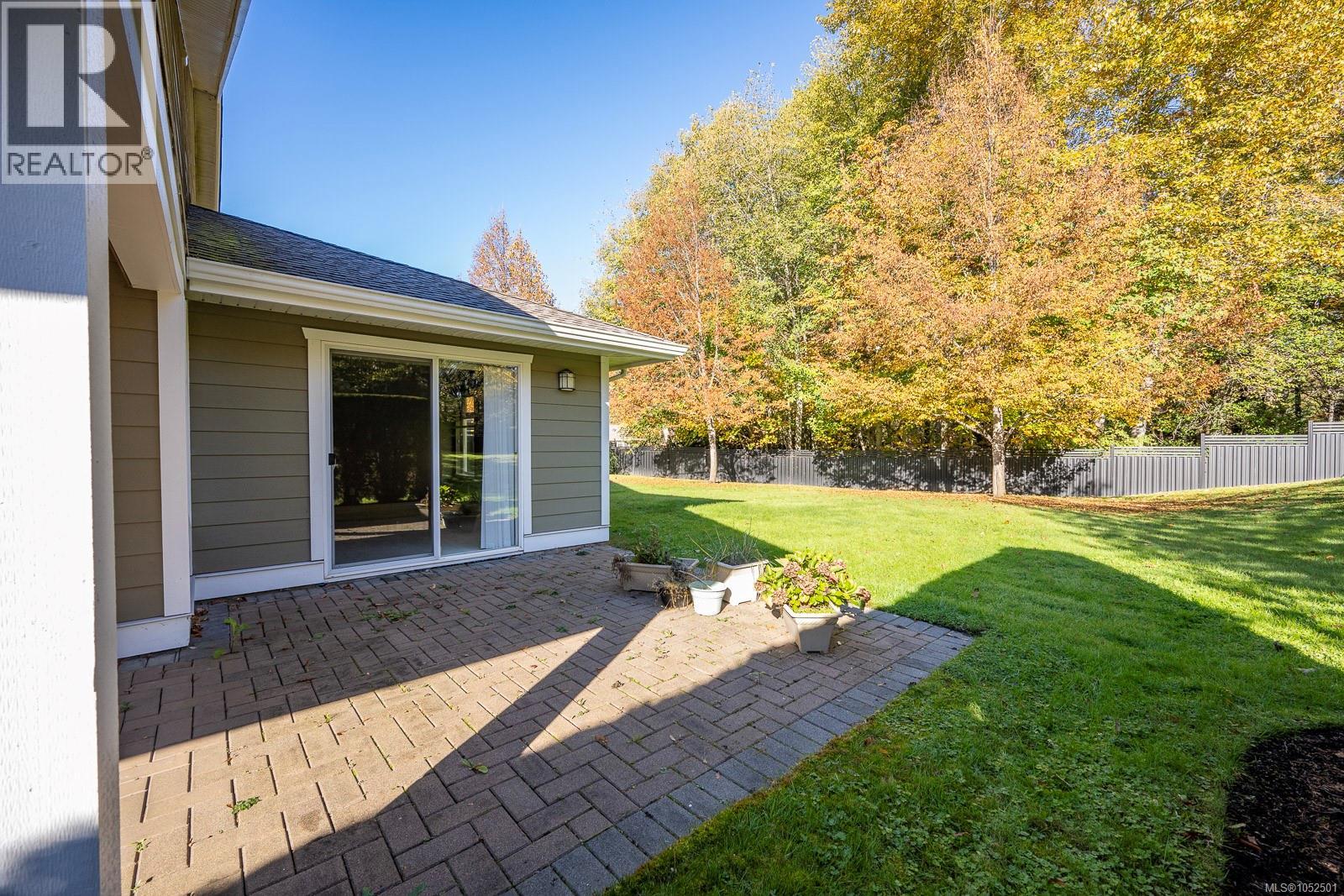 112 44 Anderton Ave, Courtenay - Image 1