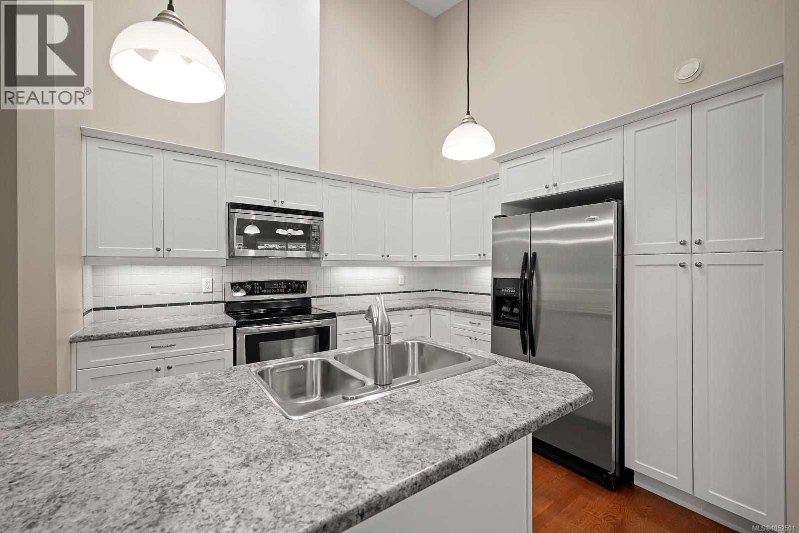 #112 44 Anderton Ave - 32