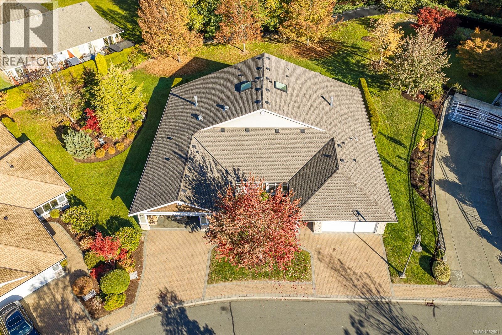 112 44 Anderton Ave, Courtenay - Image 1