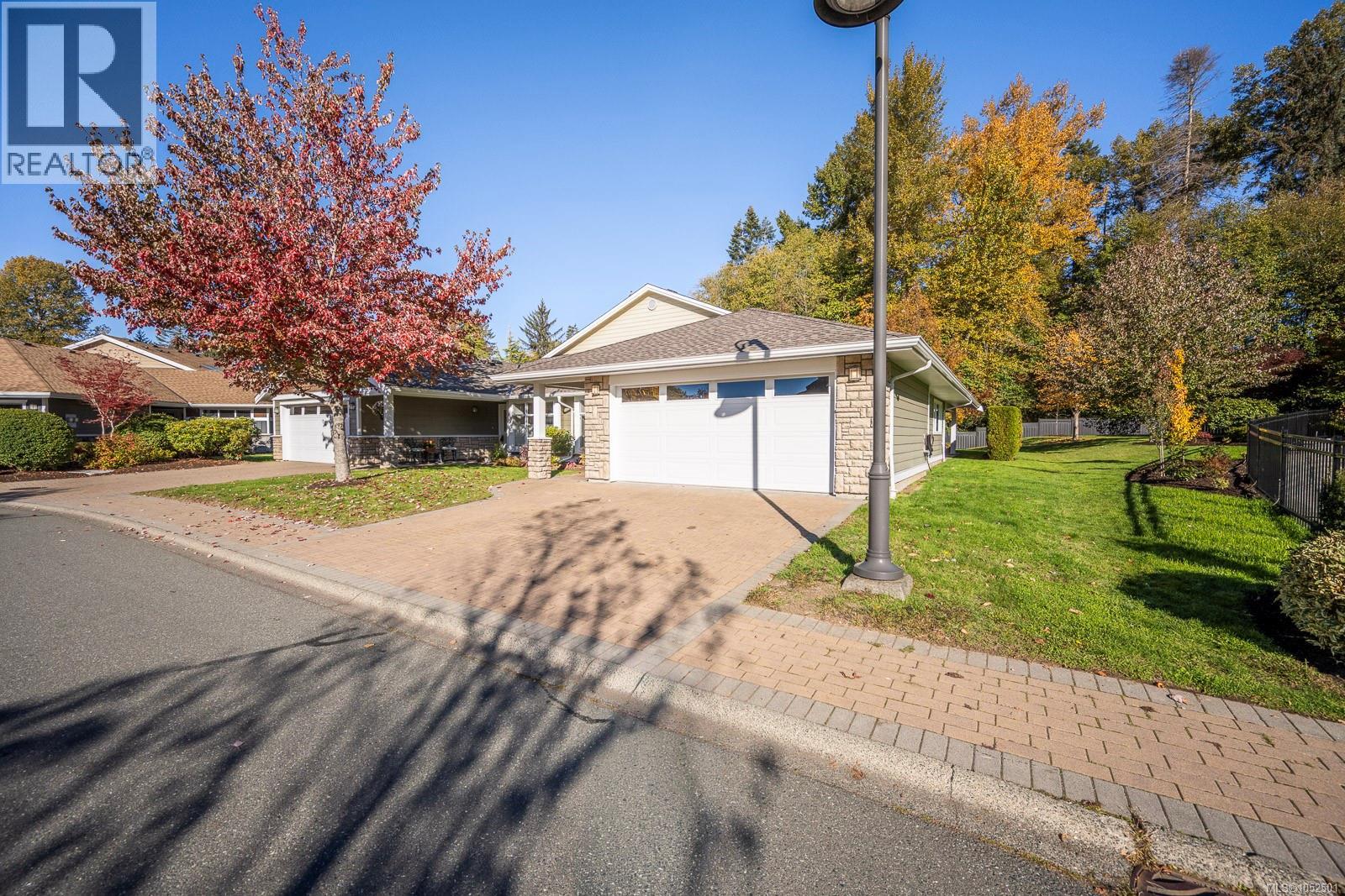 112 44 Anderton Ave, Courtenay - Image 1