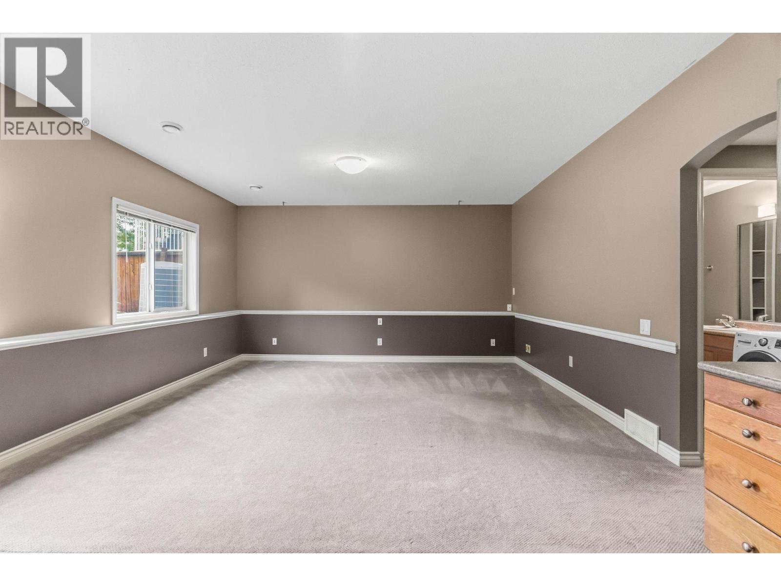 534 South Crest photo 5