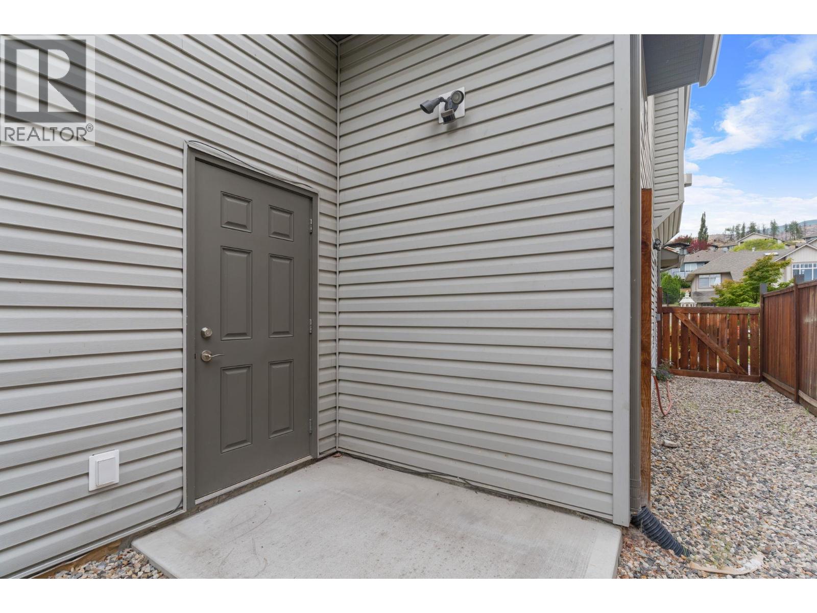  534 South Crest Drive, Kelowna
