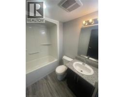 275 Larch Street Unit# F513, Waterloo, ON N2L0J3 Photo 6