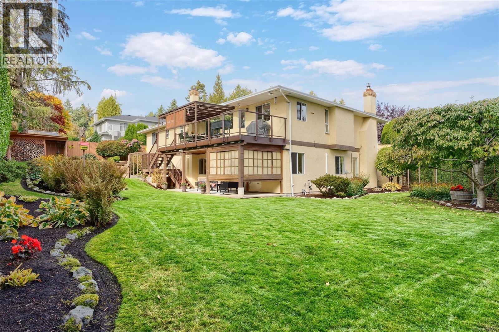  5179 Del Monte Avenue, Saanich
