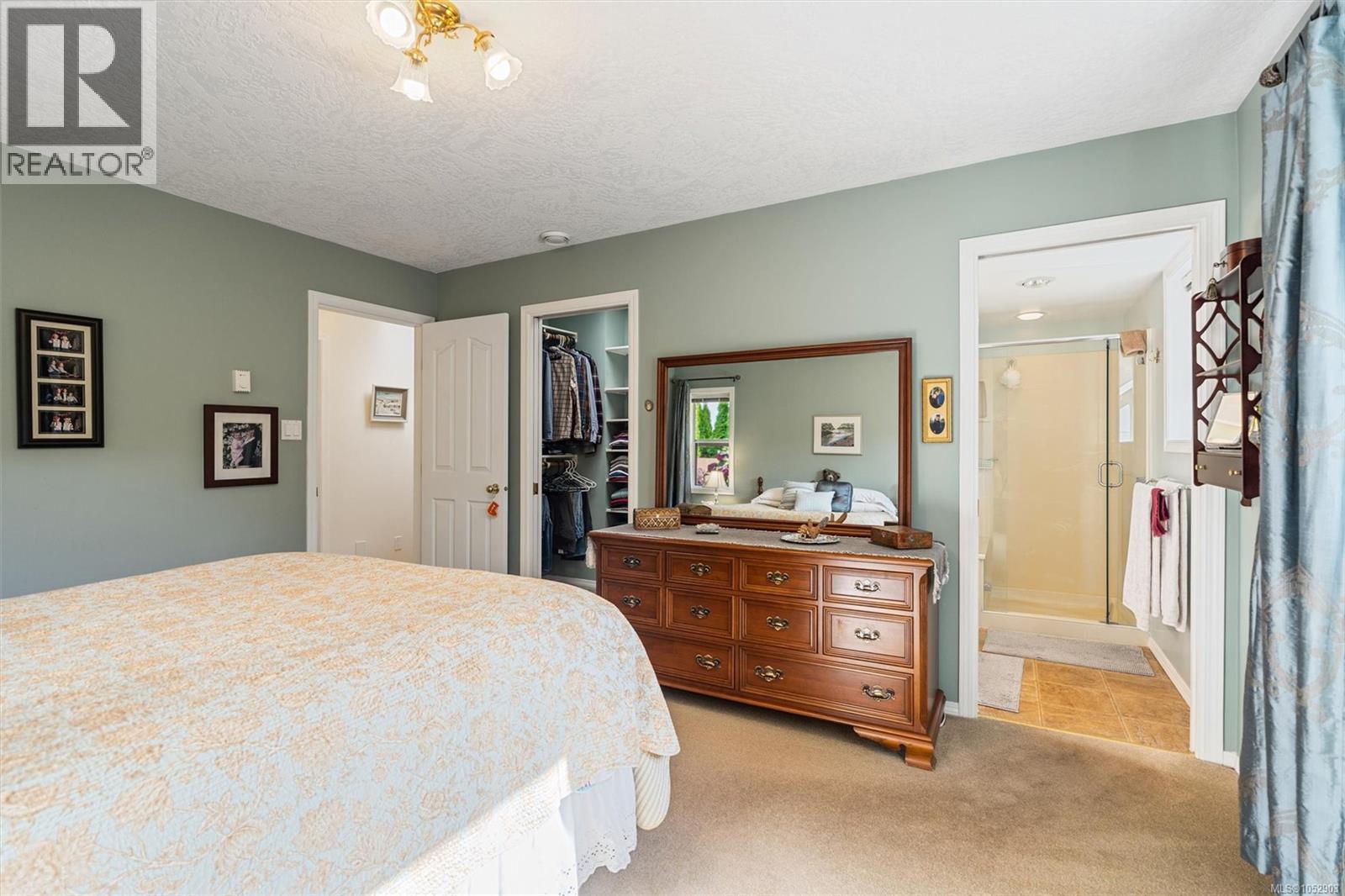 5179 Del Monte Avenue, Saanich