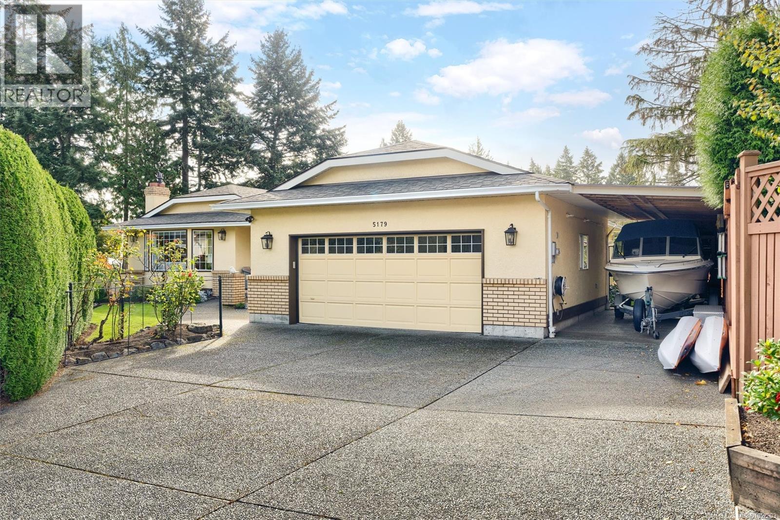  5179 Del Monte Avenue, Saanich