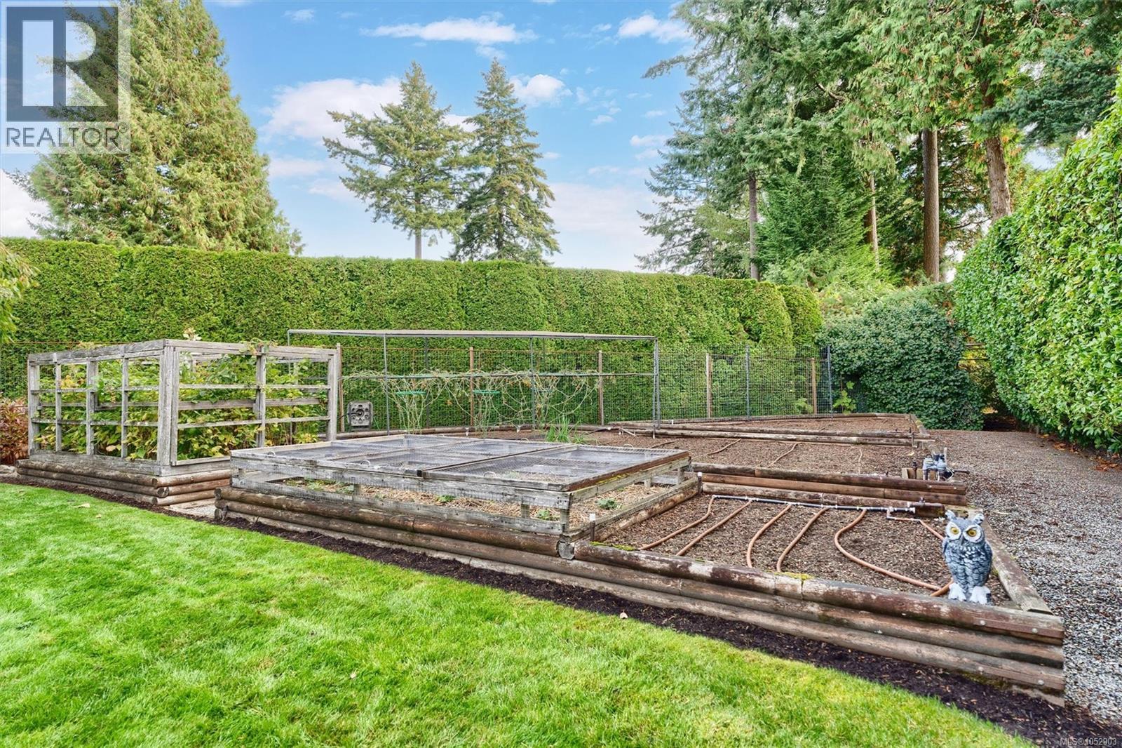  5179 Del Monte Avenue, Saanich