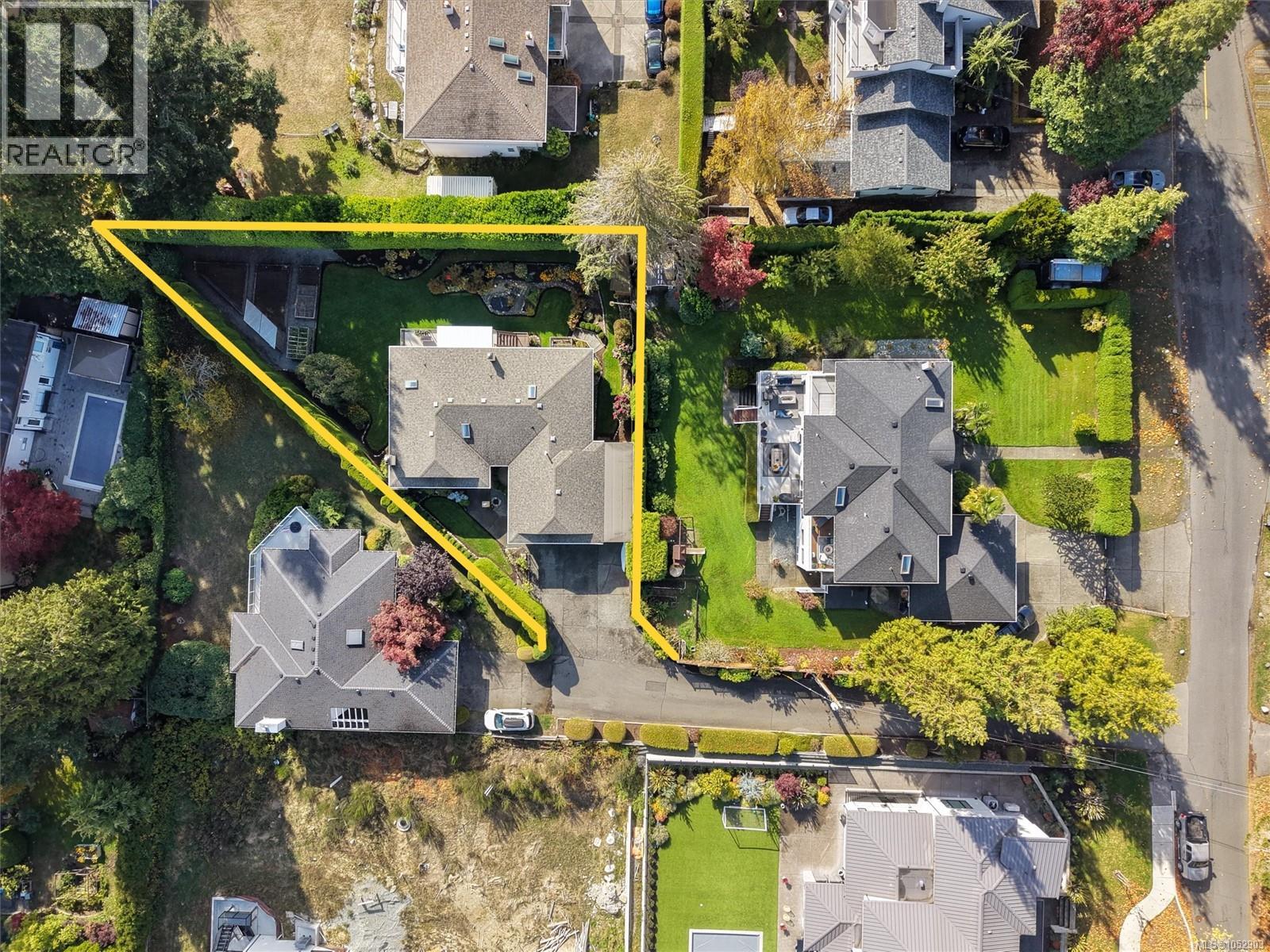  5179 Del Monte Avenue, Saanich