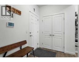 4pc Bathroom - 29 Masters Row Se, Calgary, AB T3M2R6 Photo 15
