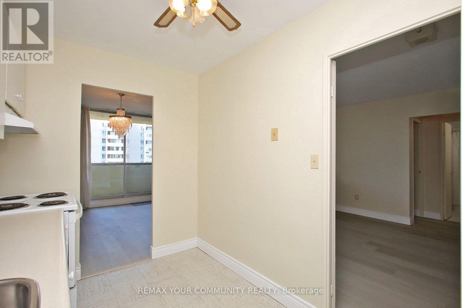 #2602 5 MASSEY SQUARE - 10