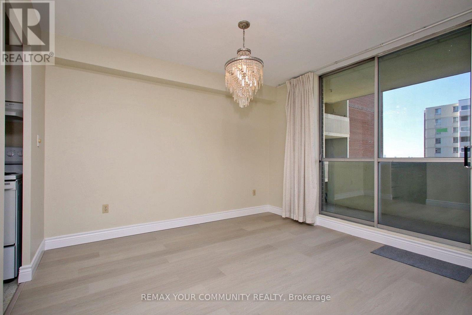 #2602 5 MASSEY SQUARE - 8