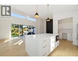 4pc Bathroom - 1080 9 Avenue Ne Unit# 2, Salmon Arm, BC V1E4A8 Photo 11