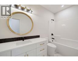 1080 9 Avenue Ne Unit# 2, Salmon Arm, BC V1E4A8 Photo 31