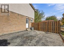 1074 Blanchard Road, London North, ON N6G4A2 Photo 40