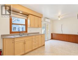 Laundry room - 10138 Edmonds Boulevard, Lambton Shores, ON N0M1T0 Photo 11