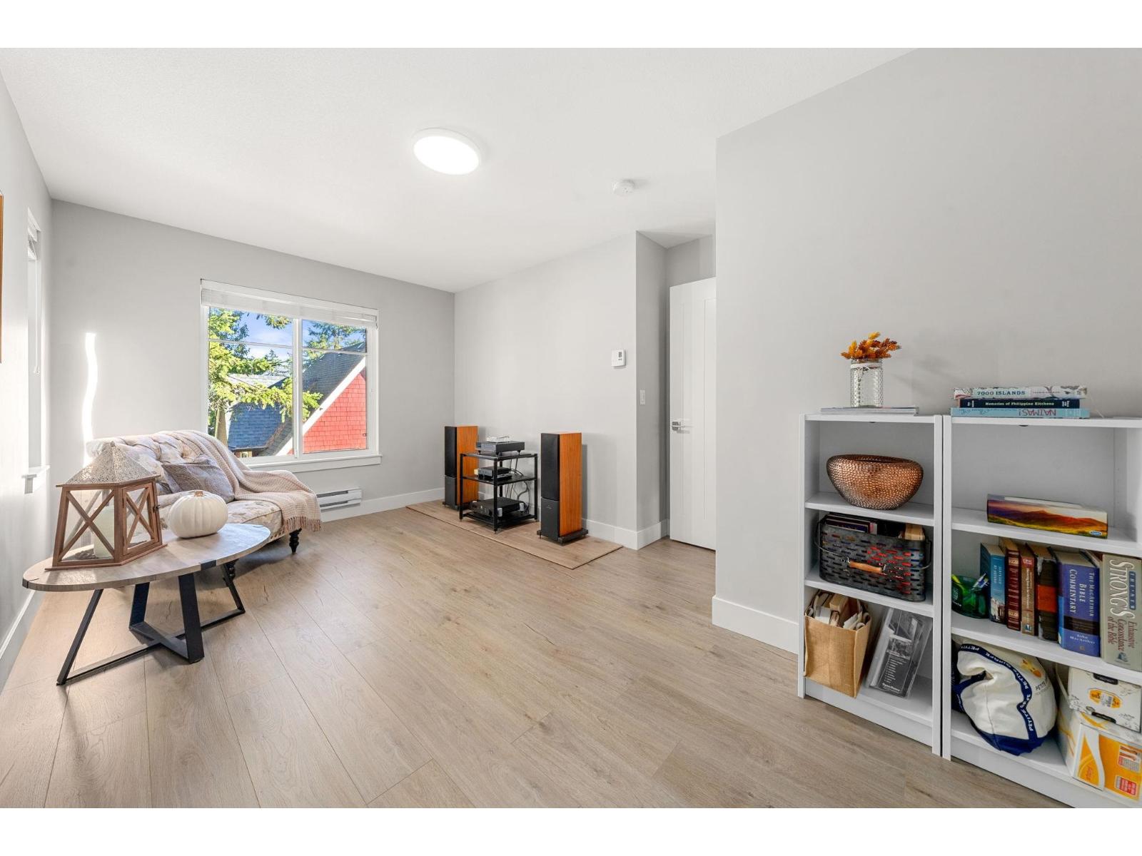 134 2853 HELC PLACE, Surrey - Image 1