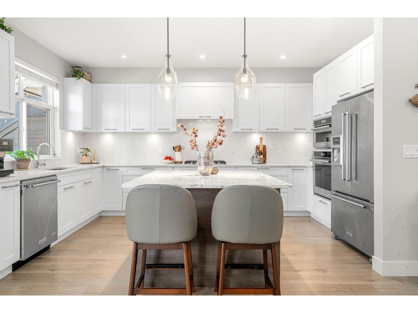 134 2853 HELC PLACE, Surrey - Image 1