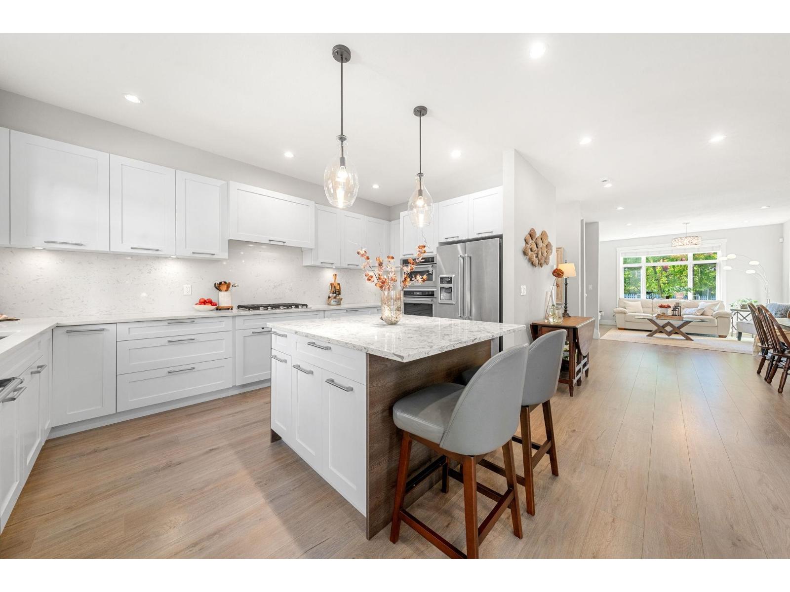 134 2853 HELC PLACE, Surrey - Image 1