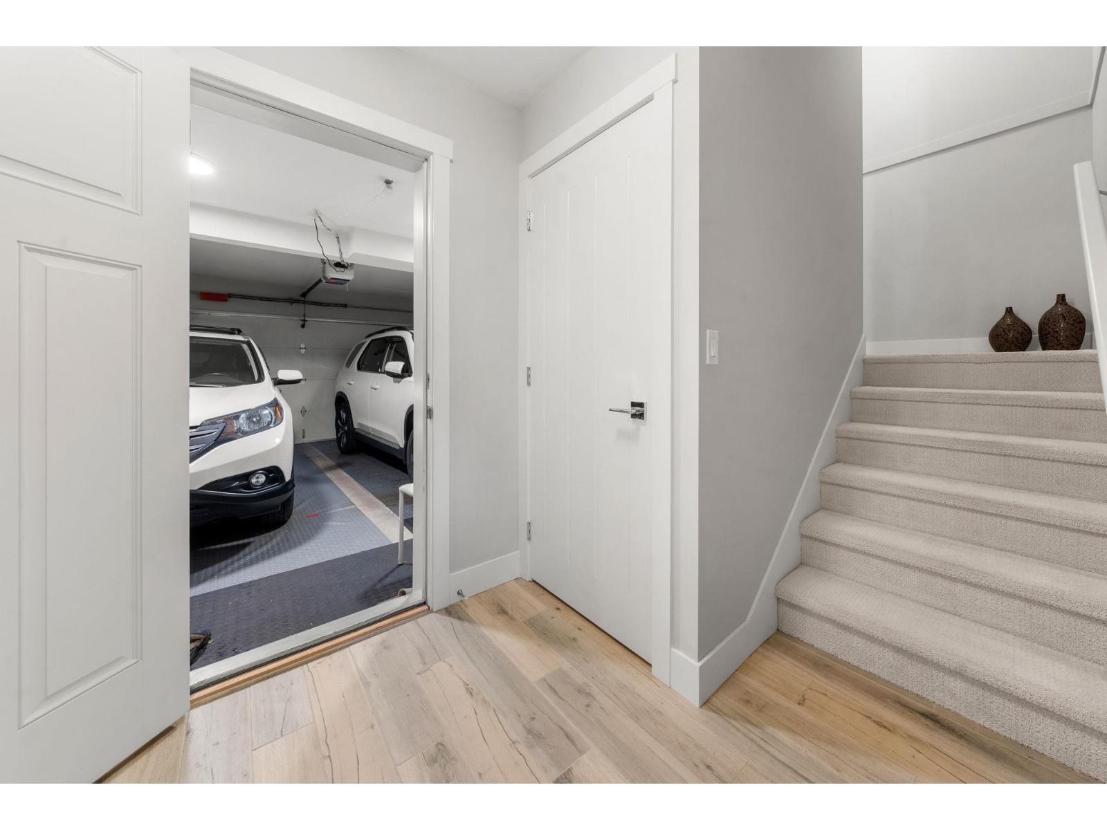 134 2853 HELC PLACE, Surrey - Image 1