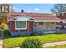 129 Walsh Street, photo 3