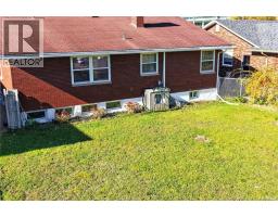 129 Walsh Street, photo 5