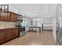 129 Walsh Street, photo 15