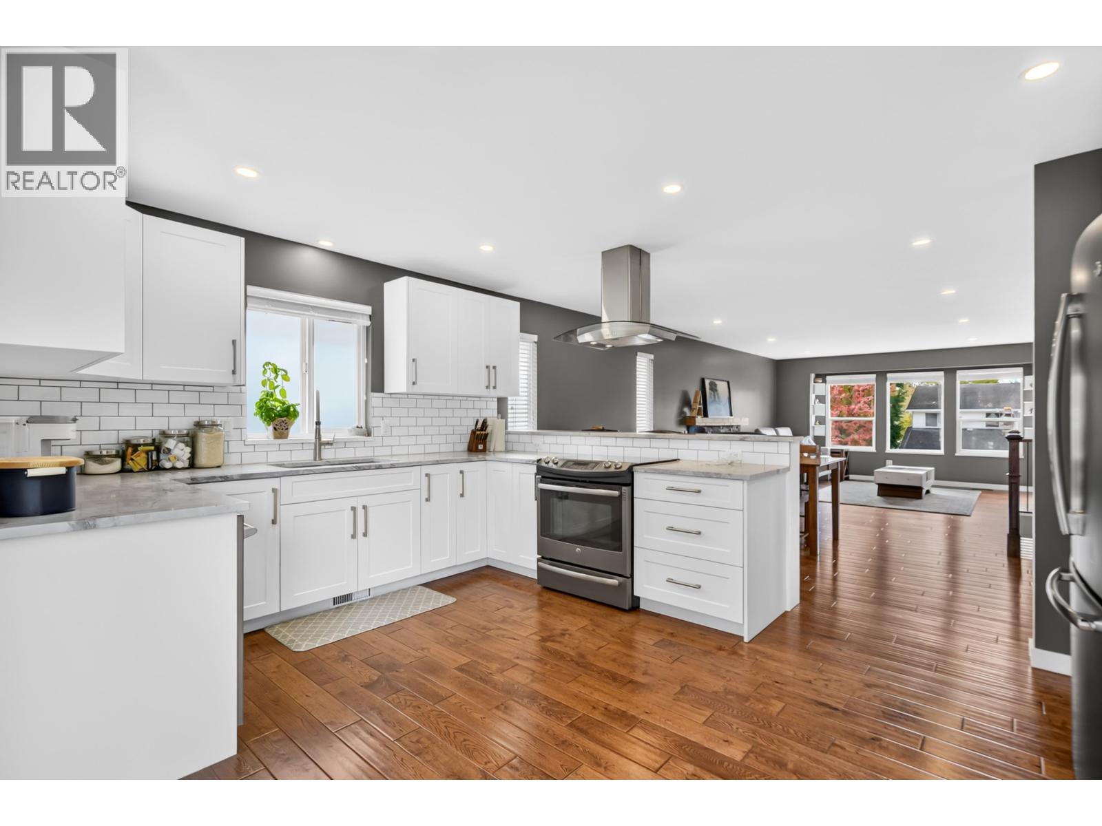 12272 233A STREET, Maple Ridge - Image 1