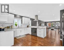 12272 233a Street, Maple Ridge, BC V2X0P7 Photo 14