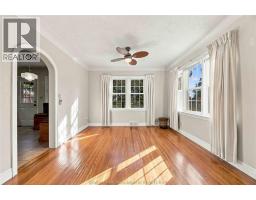4pc Bathroom - 26 Grand Avenue, Wallaceburg, ON N8A4J9 Photo 8