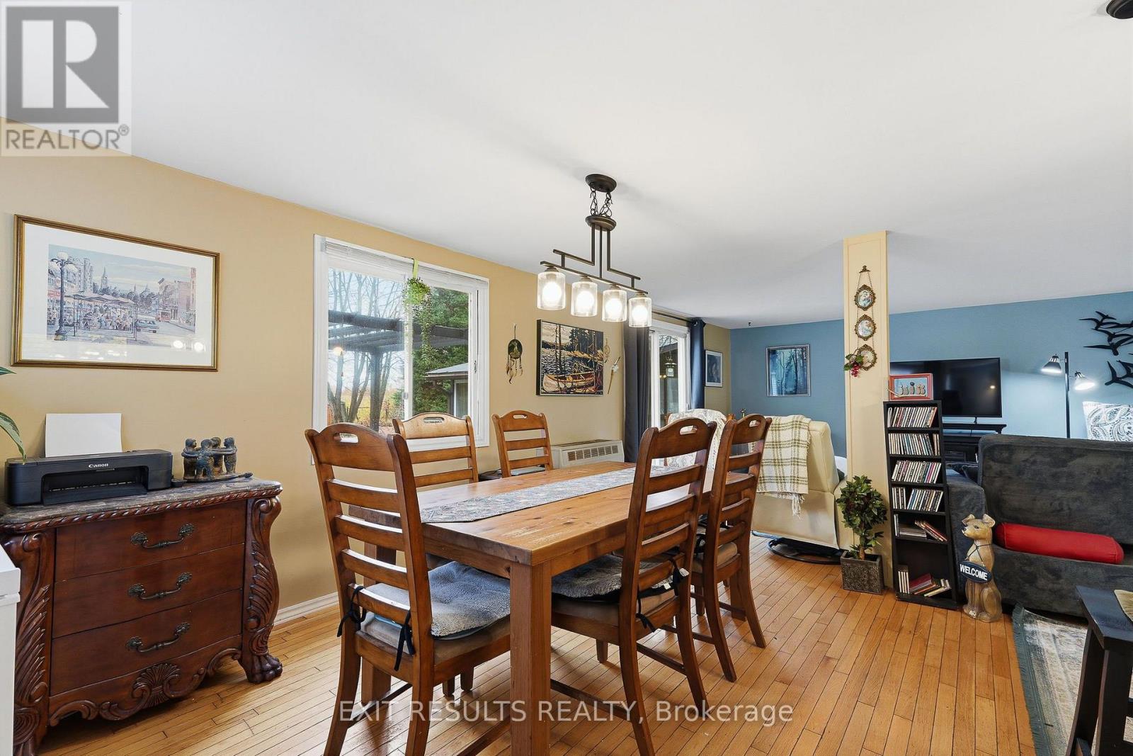 Homes for Sale in Ottawa – 159 – 5620 ROCKDALE ROAD – By Peter Sagos - Image 9