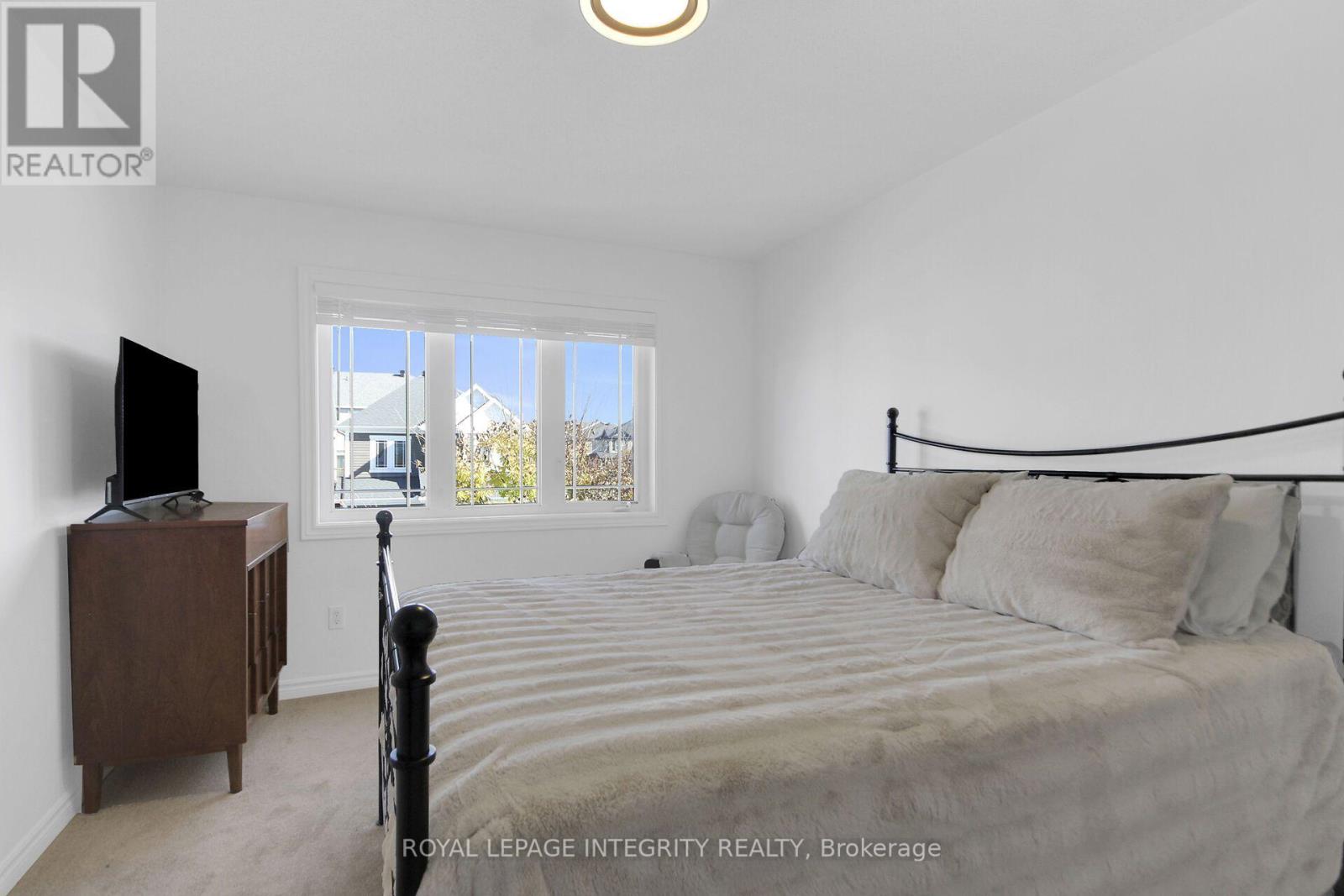 622 SILVER SPRUCE WAY - 27