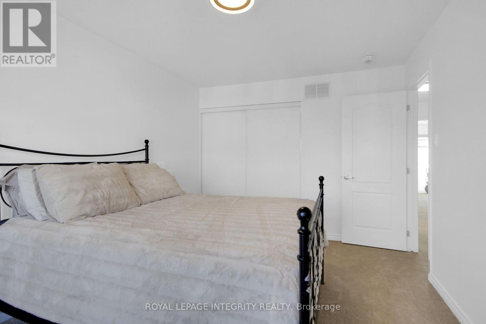 622 SILVER SPRUCE WAY - 28