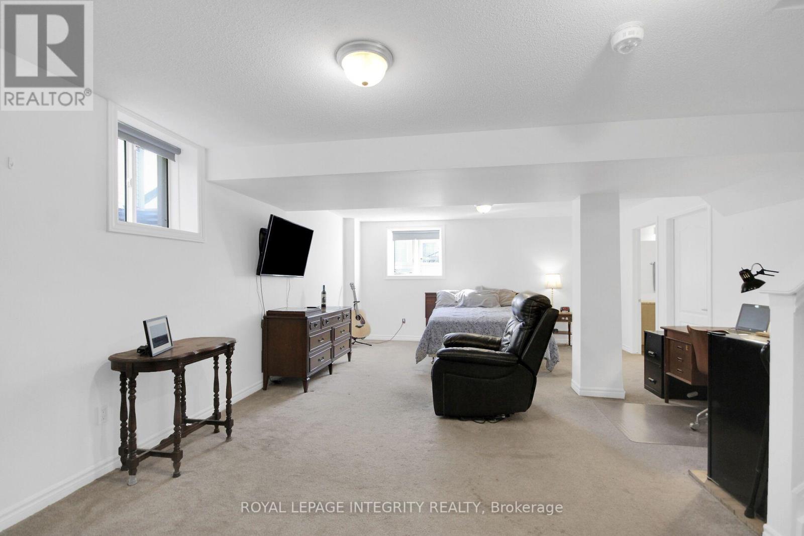 622 SILVER SPRUCE WAY - 35