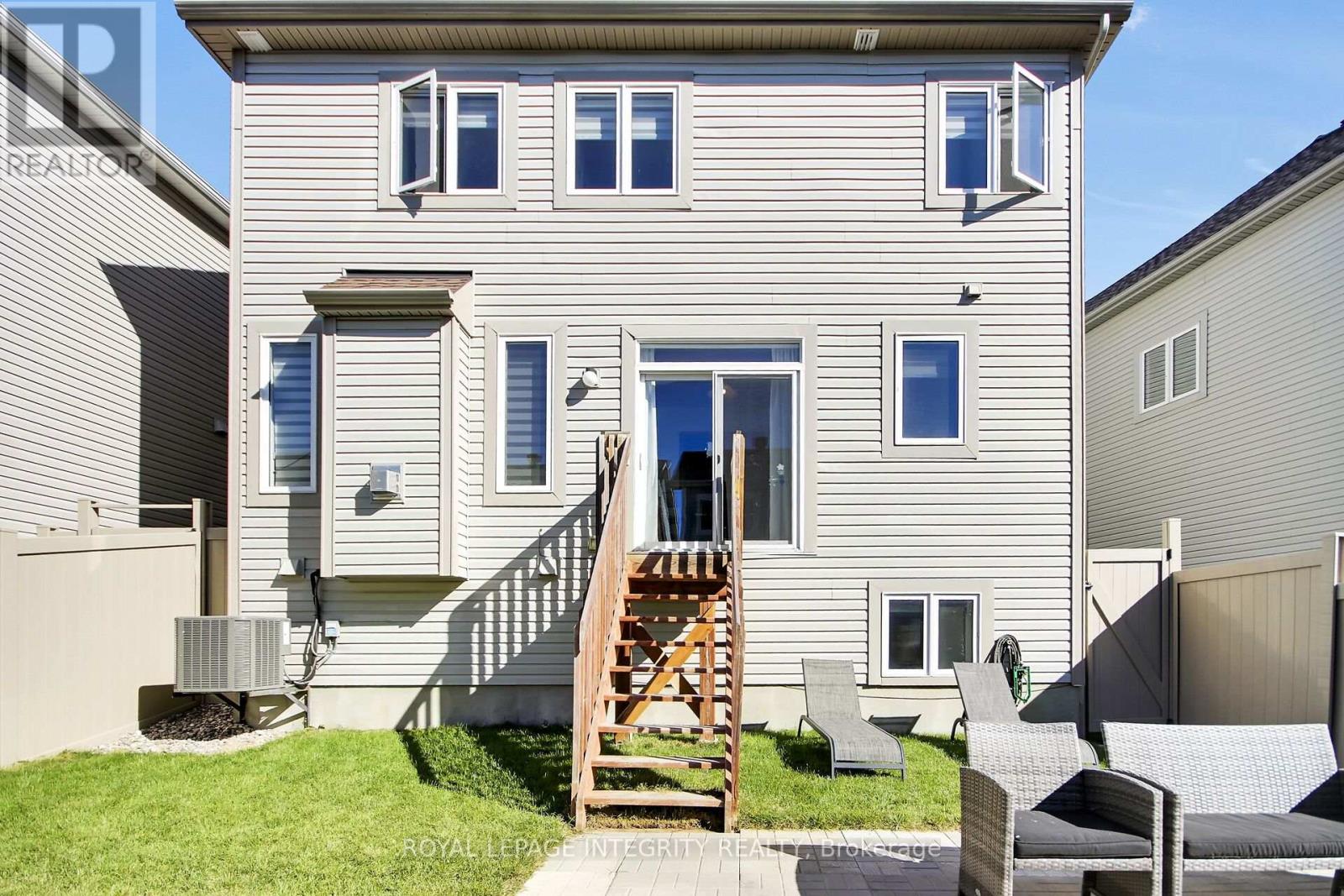 622 SILVER SPRUCE WAY - 38