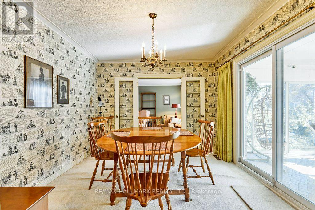 11 Feldbar Court, Toronto, ON photo 12