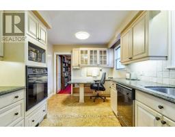 11 Feldbar Court, Toronto, ON M2N4P7 Photo 16