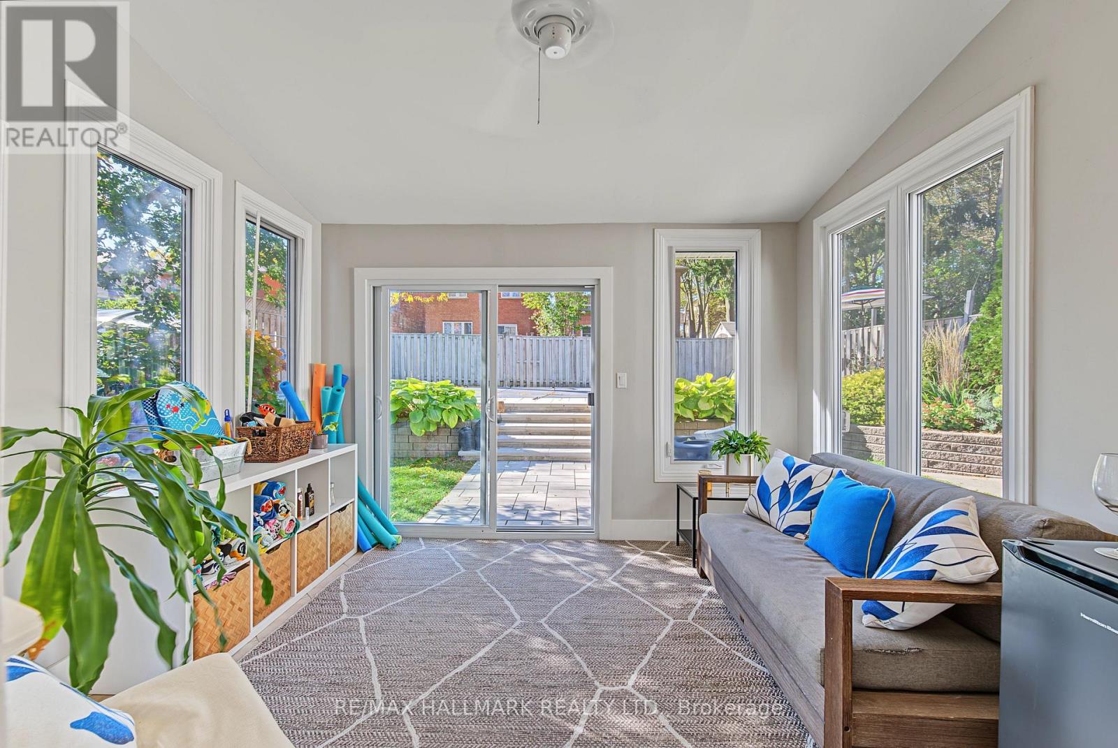 242 Beechgrove Drive, Toronto, ON photo 21