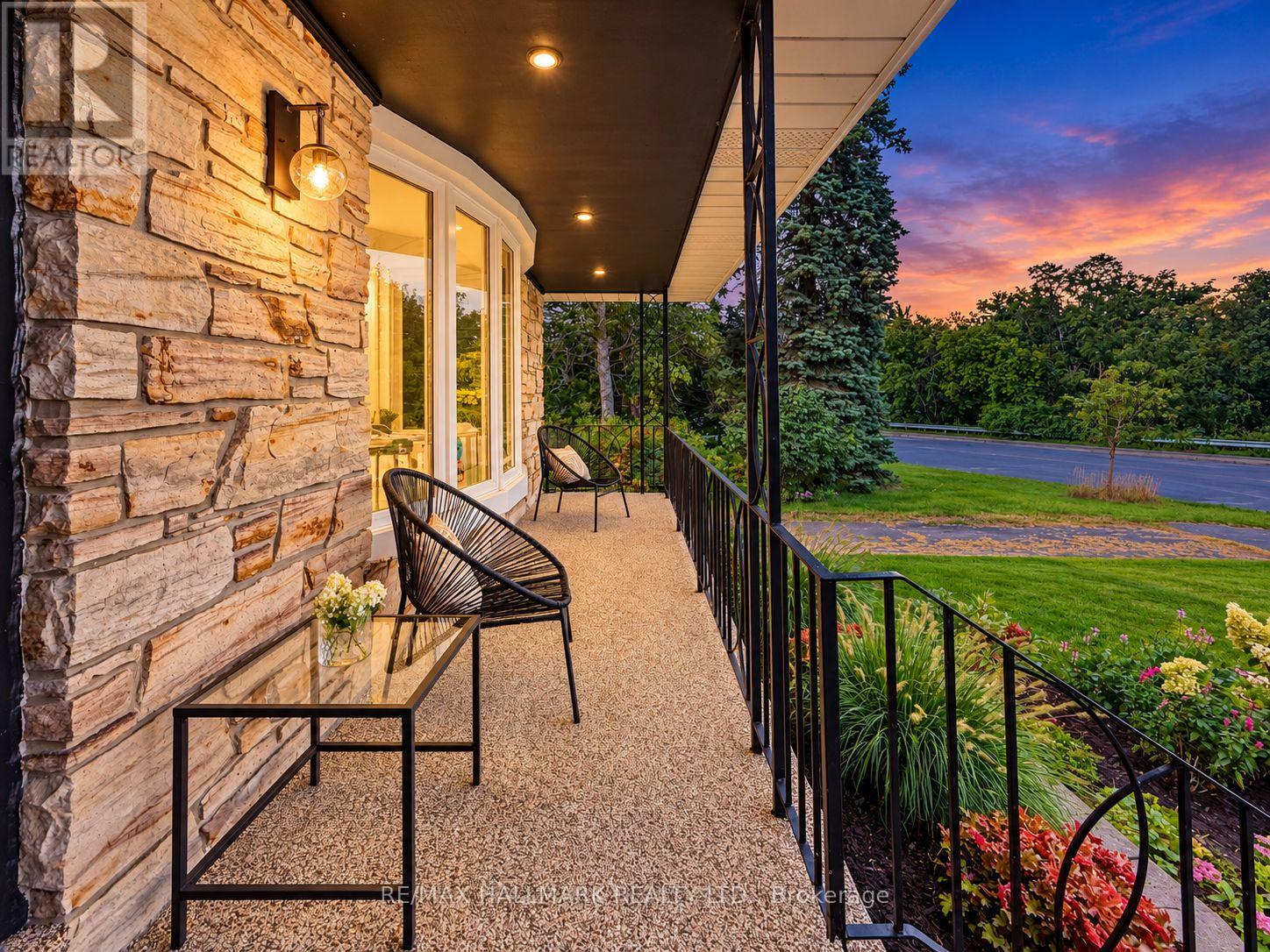 242 Beechgrove Drive, Toronto, ON photo 3