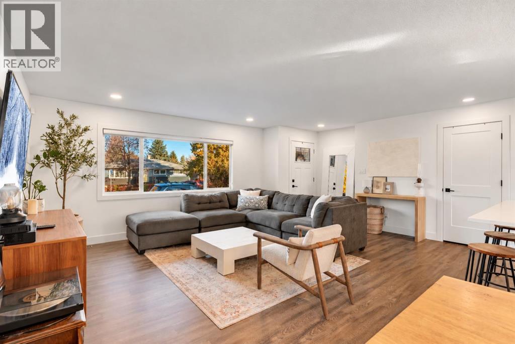 125 Hanover Road SW, Calgary — photo 8
