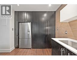 304 141 W 13th Street, North Vancouver, BC V7M1N5 Photo 12