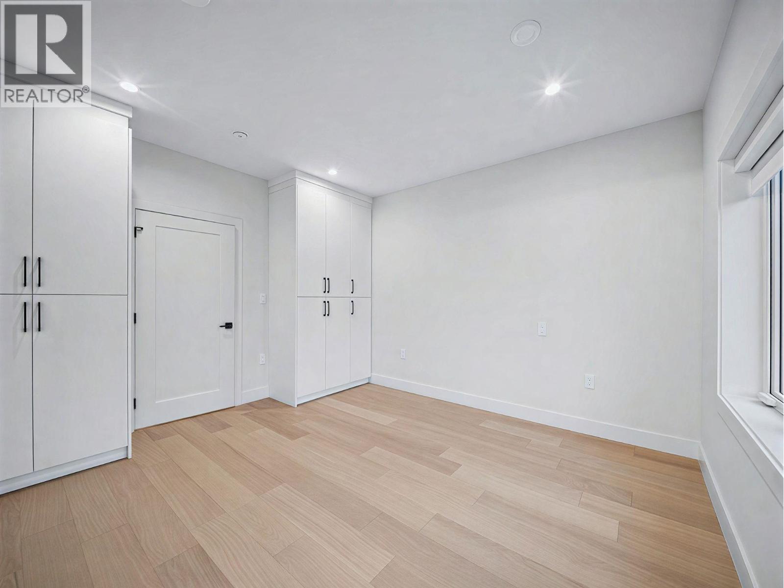 2 6989 KERR STREET, Vancouver - Image 1