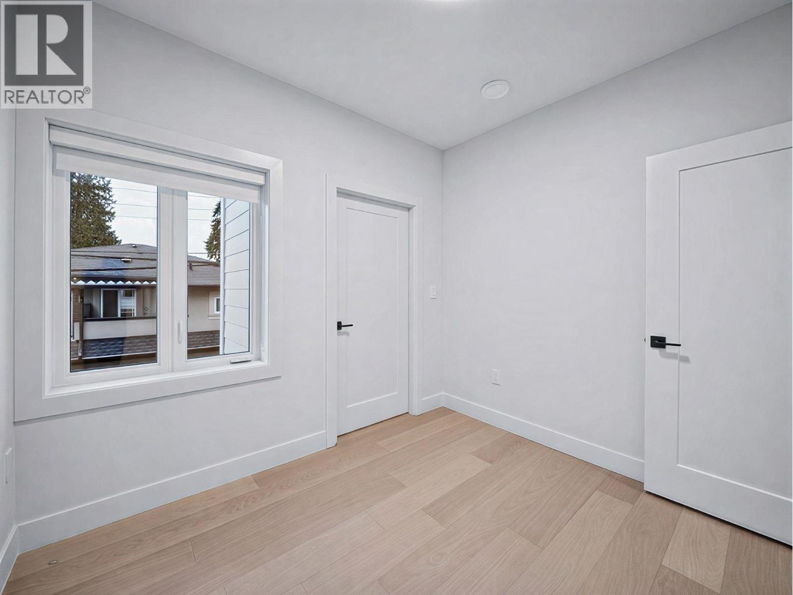 2 6989 KERR STREET, Vancouver - Image 1
