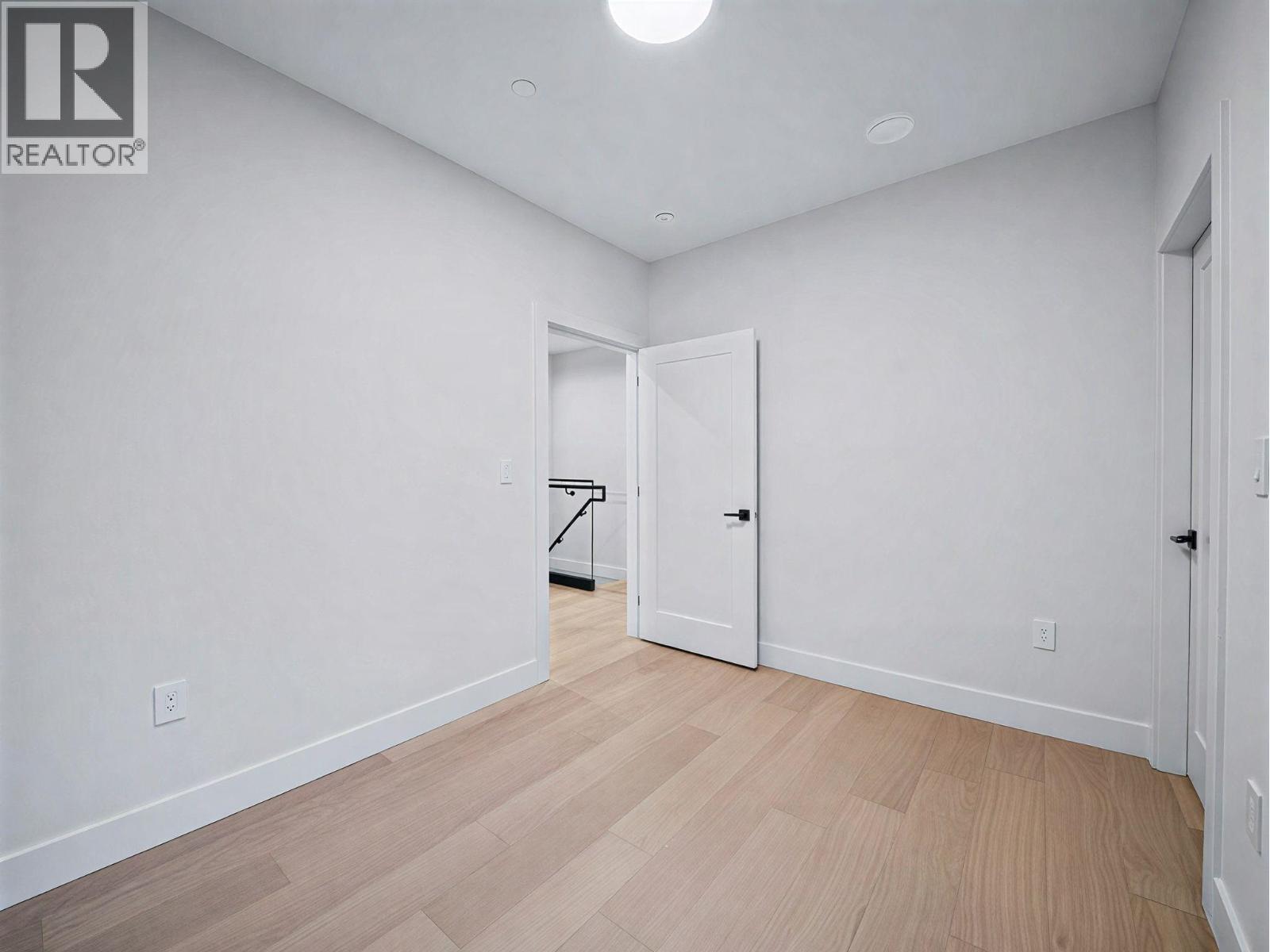 2 6989 KERR STREET, Vancouver - Image 1