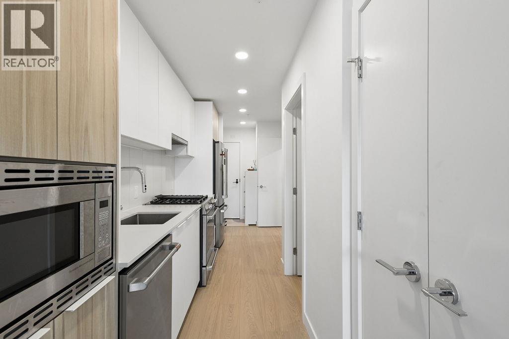 318 2450 Garden Drive, Vancouver — photo 6