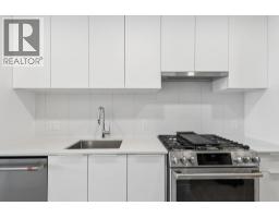 318 2450 Garden Drive, Vancouver, BC V5K0K1 Photo 9