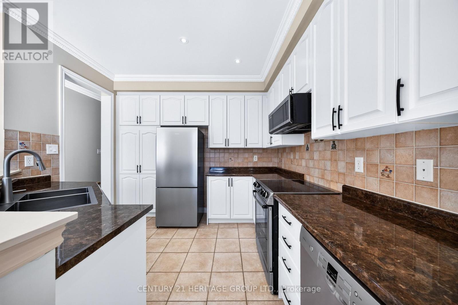 87 Turning Leaf Drive, Vaughan, ON photo 8
