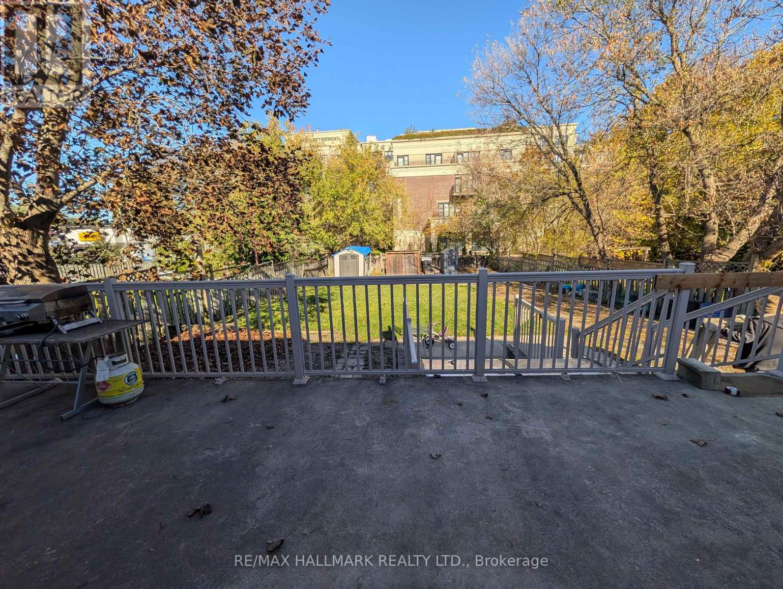 28 Lake Avenue, Richmond Hill, ON photo 12