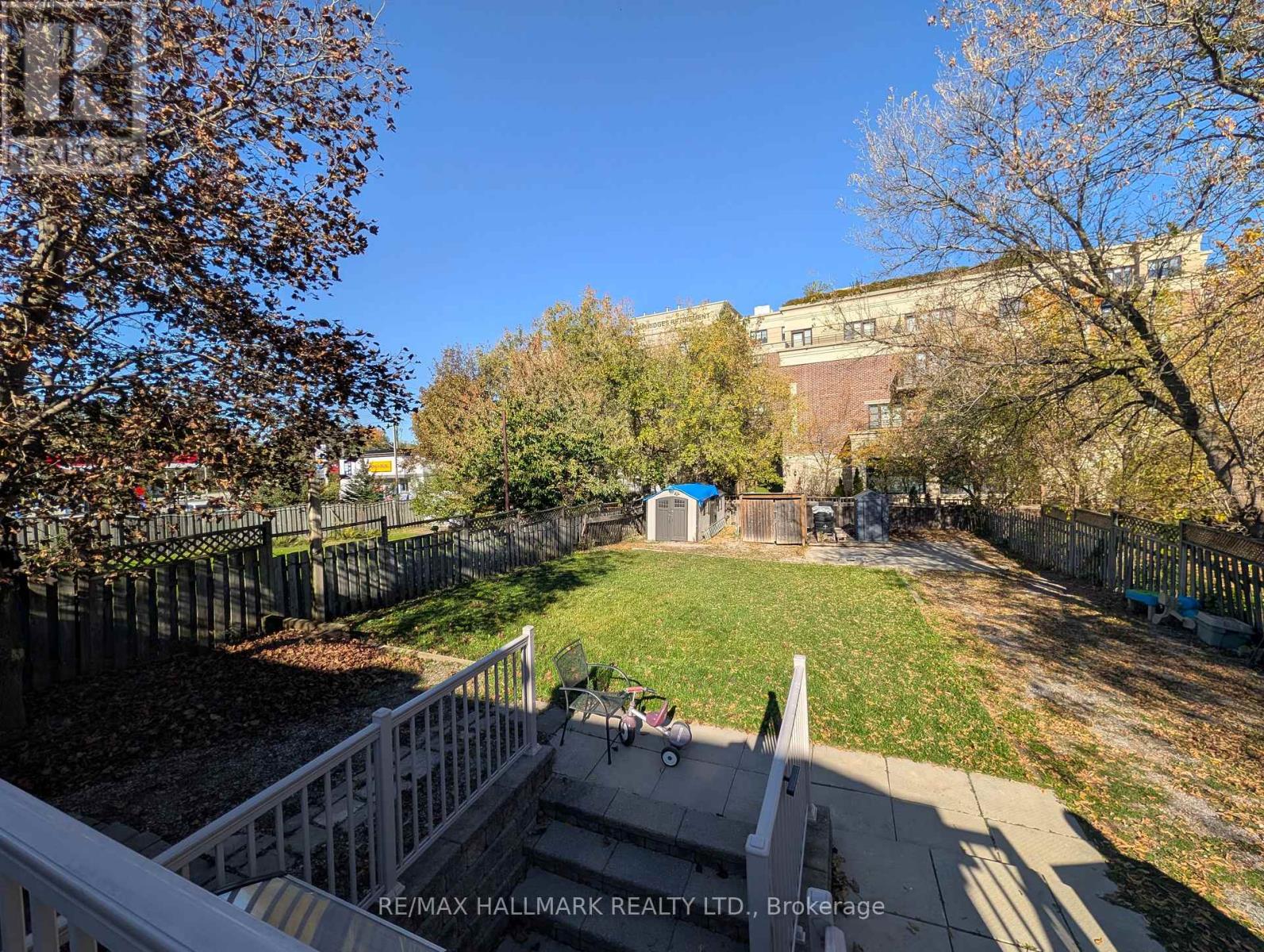 28 Lake Avenue, Richmond Hill, ON photo 13
